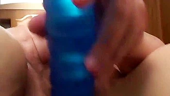 italian,cheating-wife,booty-shake,amateur,big-ass