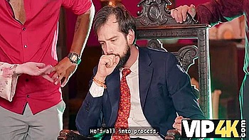 stockings,hd,nylon,public-sex,public