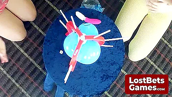 booty,teens,amateur,booty-shake,brunette