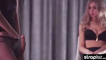 strap-on-lesbian,nylon,strapon,milf,underwear