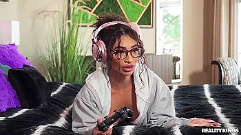 blonde-milf,booty,toes,interracial,busty-milf