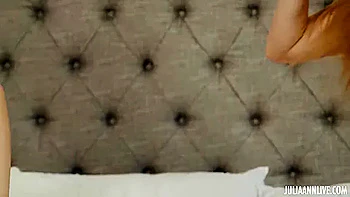 booty,big-ass,busty,tattoo,milf