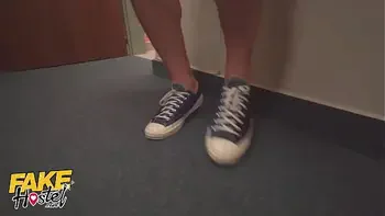 redhead,shower-sex,cumshot,teen,milf