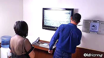 brunette,chubby-mature,melons,stockings,hd