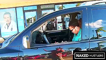 mom,tattoo,latina,latina-big-ass,milf-big-ass