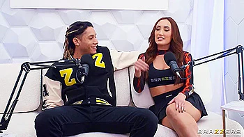 cuban,latina-big-ass,melons,muscled,latino