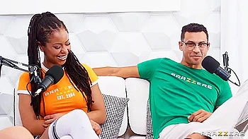 dick,hooters,hd,pussy-eating,big-tits