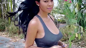 melons,sologirl,huge-tits,latina,big-tits