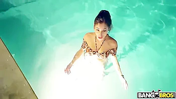 brunette,latino,pov,pov-point-of-view,hd