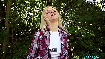 amateur,blonde,booty-shake,nature,pov