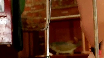 dyke,busty-milf,busty,lesbian,hd