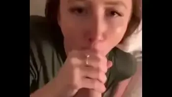 blowjob,girlfriend,cum,ojos-verdes,mamada