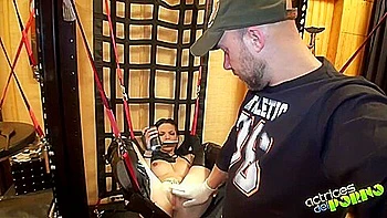 juggs,busty,spanish,booty,booty-shake