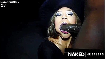 hd,milf,booty-shake,knockers,veiny