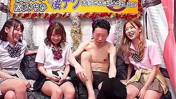 asian,school-uniform,censored,brunette,handjob