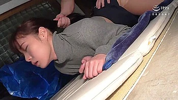 censored,brunette,asian,hd,deepthroat