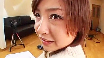 pov,peeping-tom,japanese,public,facial