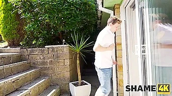 stockings,hooters,pov,muff-diving,busty