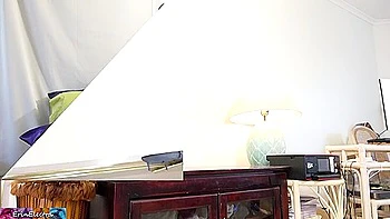 hooters,boobs,ass,anal-fuck,blonde-milf