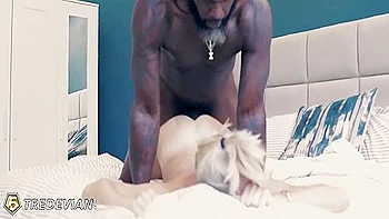 muscular-man,muscled,big-ass,jock,booty-shake