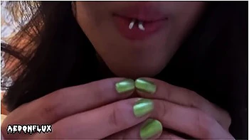 rabbit,teenager,giantess-feet,kink,babes