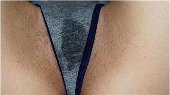 girl-masturbating,babes,pussy-juice,close-up-pussy,asian-masturbation