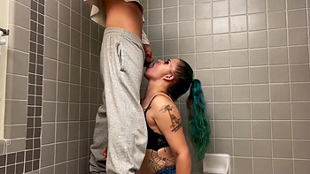 tattoo,jock,mom,hd,milf