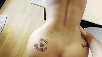 hd,pov-point-of-view,hooters,blonde-milf,huge-tits