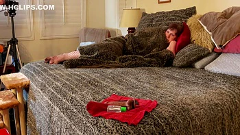 throat,buxom,brunette,mature-amateur,deepthroat