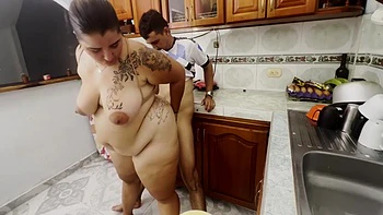 homemade,amateur,huge-tits,facial,hooters