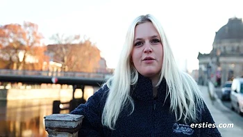 melons,vibrator,boobs,huge-tits,solo-female