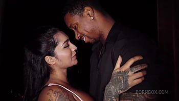 pornstar,brunette,cuckold,big-cock,big-ass