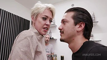 big-tits,milf,pornstar,gaping,anal