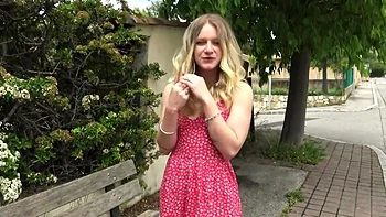 french,secretary,lingerie,amateur,milf