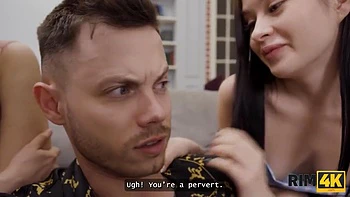 juggs,huge-tits,russian,knockers,hooters