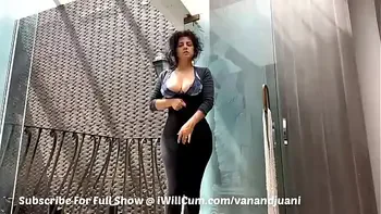 yoga-pants,ohmibod,squirt,panties,creamy-pussy