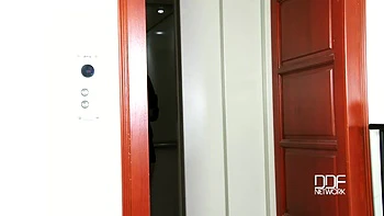 blowjob,tattoo,high-heels,polish,small-tits