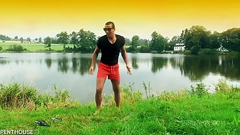 brunette,pornstar,european,outdoor,american