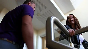 amateur,big-ass,high-heels