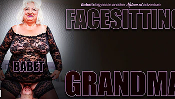 hungarian,big-tits,blonde,latex,big-ass