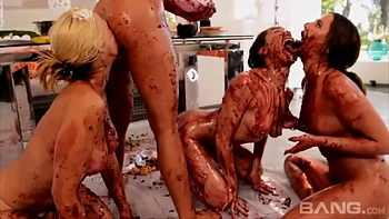 knockers,skinny,lesbian,hooters,dyke