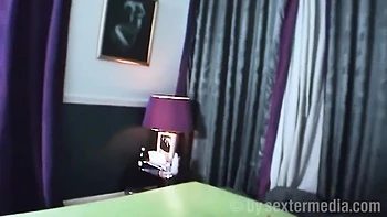 peeing,pissing,mom,hd,milf