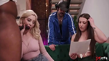 teen-18,cuckold,interracial,blowjob,medium-tits