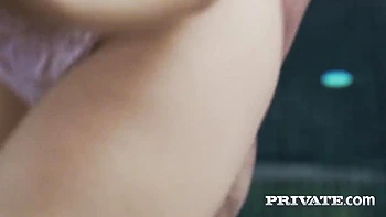 knockers,melons,hd,piercing,pool