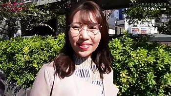 japanese,lingerie,cunnilingus