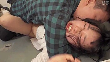 brunette,toilet,school-uniform,asian,censored