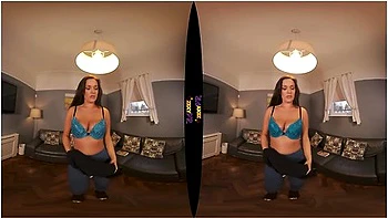 hd,brunette,milf,big-tits,vr-porn