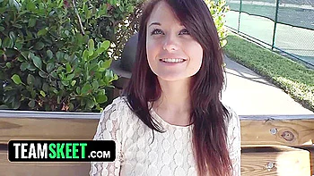 hd,mouthful,young-18,american,cum-in-mouth