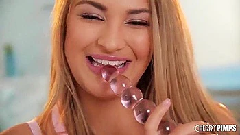 stripping,striptease,sologirl,stripper,solo-female