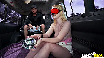 blonde,cowgirl,blowjob,amateur,big-tits